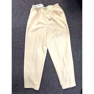 Alfred Dunner Pants Womens 12P Yellow Elastic Waist Capris Pull On